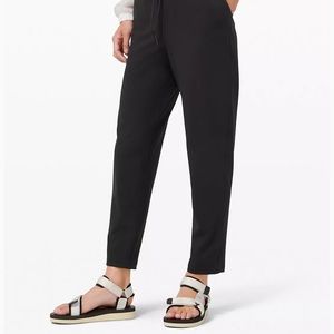 Lululemon Keep Moving 7/8 Pant High-Rise